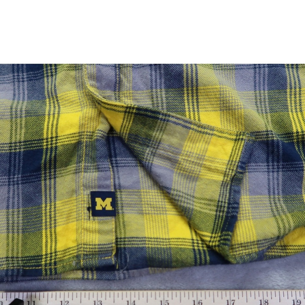Columbia Sportswear Michigan Wolverines Flannel Long Sleeve Shirt Men's L - Picture 8 of 10